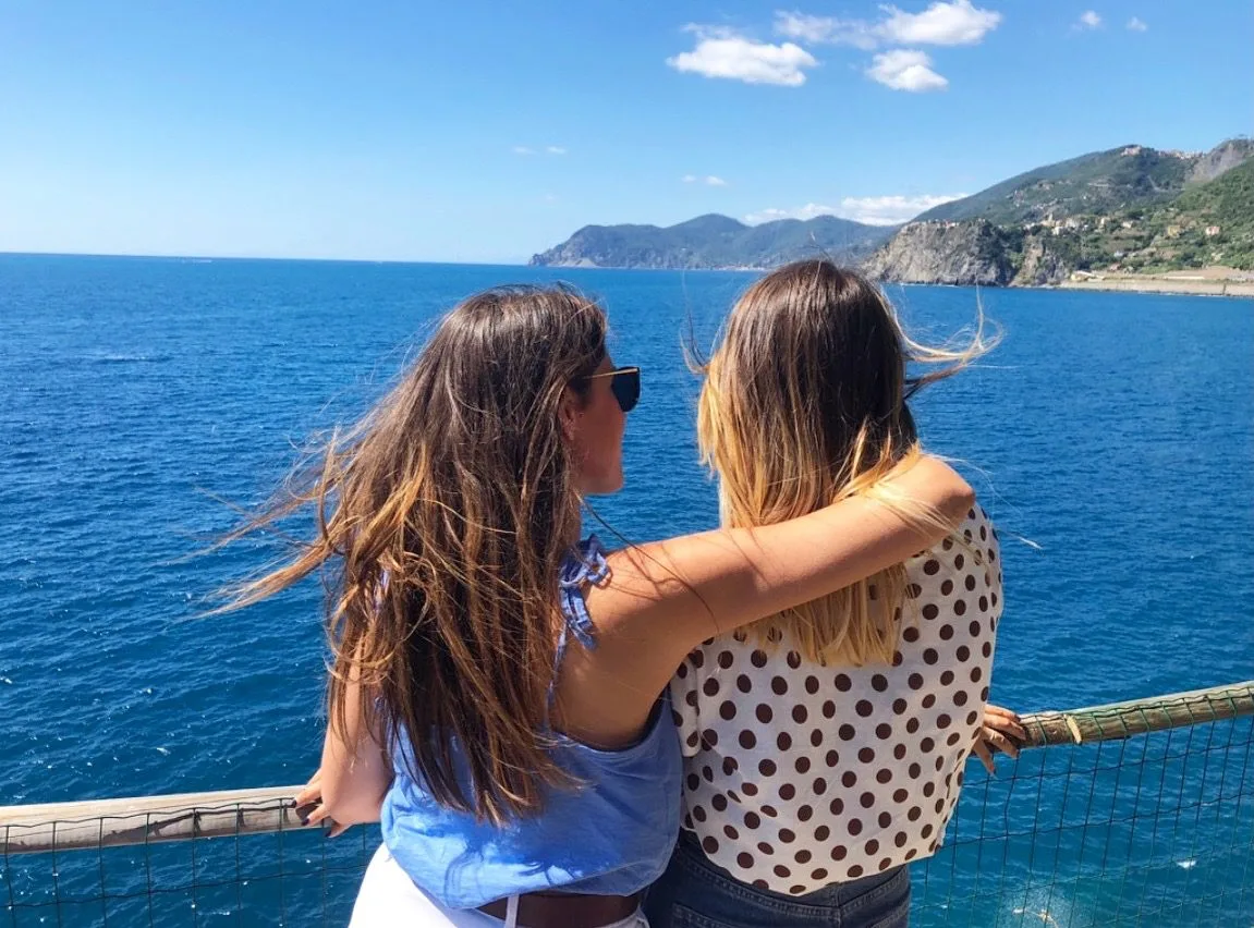 Visiter les Cinque Terre : conseils et bonnes adresses 16 Ma meilleure amie et moi lors de notre voyage aux Cinque Terre