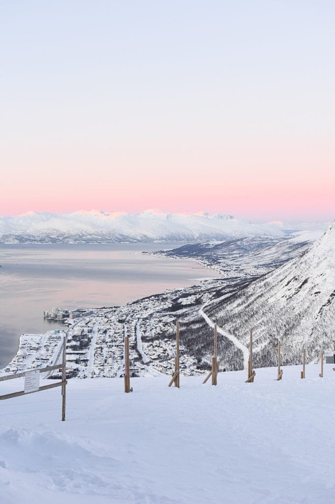 Que faire à Tromsø ? Grimper au sommet du Fjellheisen bien sûr !