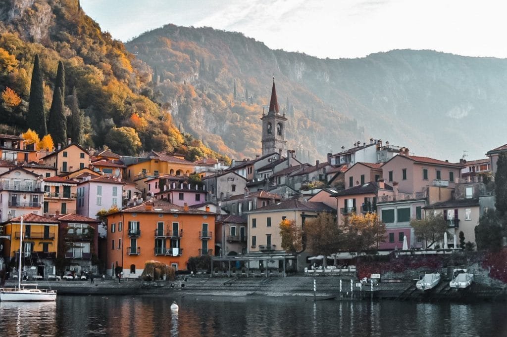 que faire au Lac de Côme : visiter les petits villages en voiture