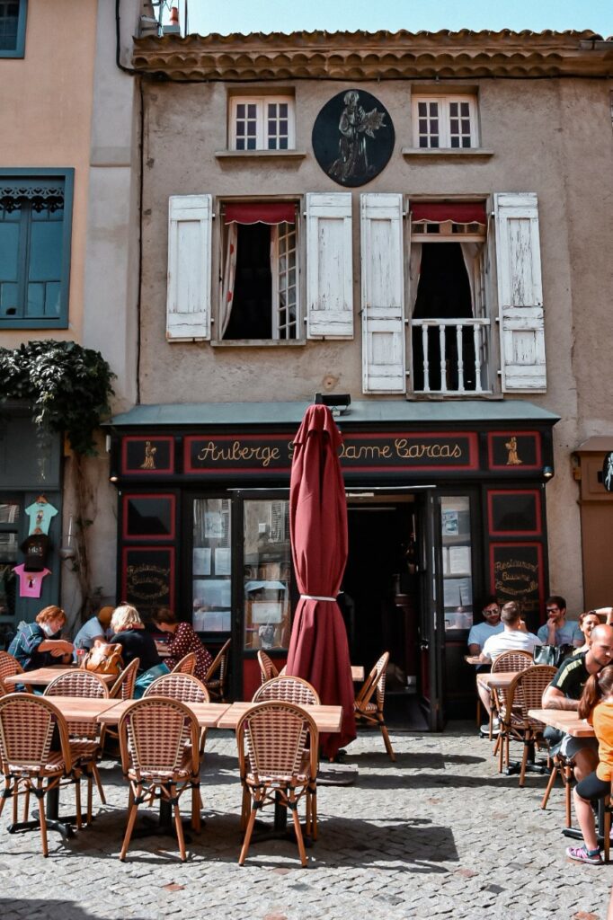 terrasse de restaurant a carcassonne