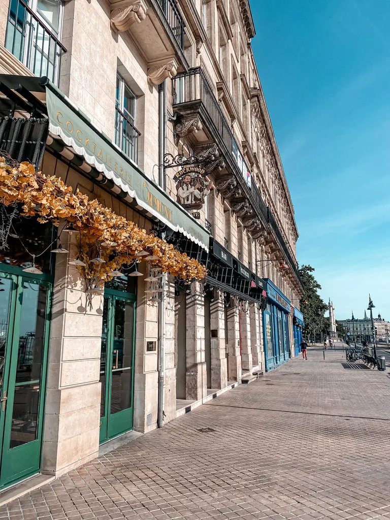 Visiter Bordeaux en 2 jours : Le TOP 15 10 place des quinconces