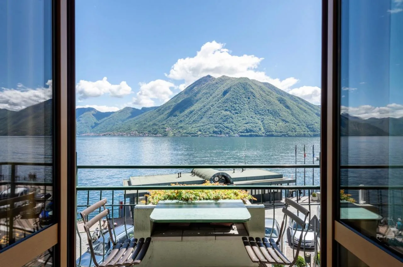 Bel hôtel avec vue sur le Lac de Côme