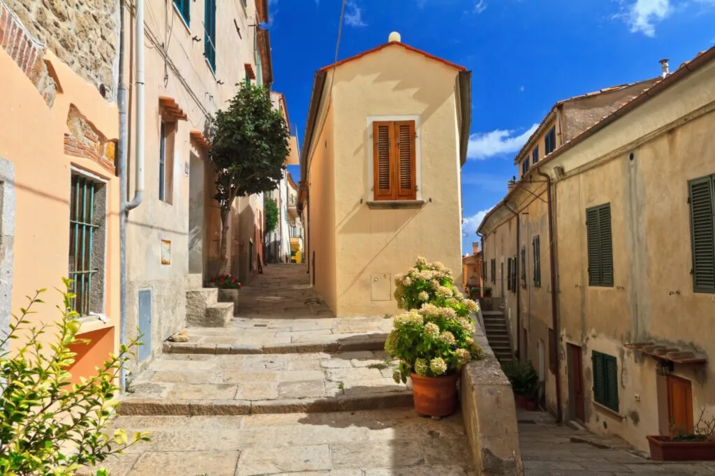 Visiter l'île d'Elbe : toutes les choses à faire ! 4 visite de Marciana en Toscane