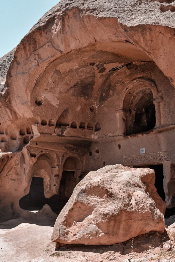 que faire en Cappadoce ? Visiter le monastère de Selime bien sur !