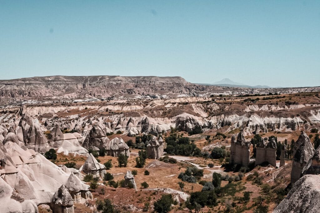 Que faire en Cappadoce : découvrir les cheminées de fée