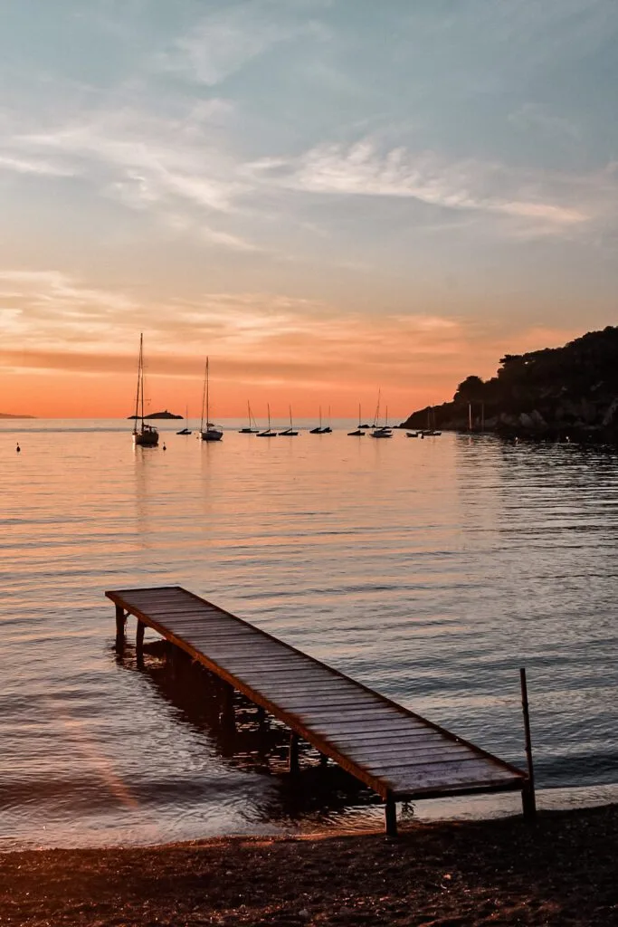 Visiter l'île d'Elbe : toutes les choses à faire ! 9 sunset porto azzuro