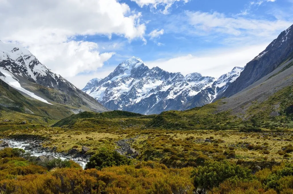 Quelles sont les meilleures randonnées en France ? 2 paysages des Alpes