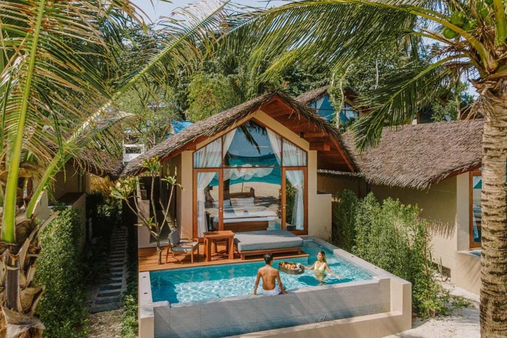 Hôtel du luxe sur la plage de Koh Lipe