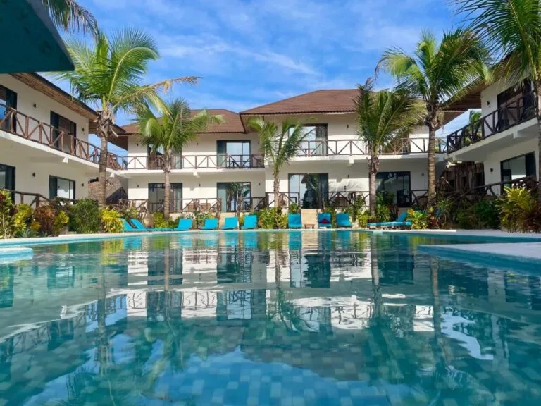 Logement avec piscine à quelques pas de Pingwe, parfait pour un séjour reposant à Zanzibar