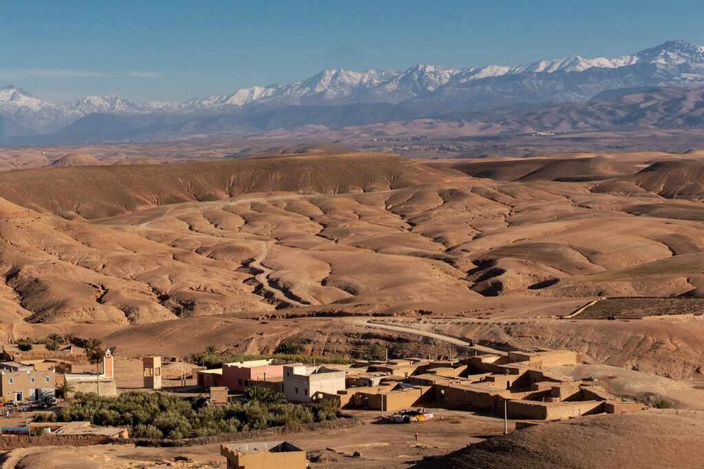 Que faire autour de Marrakech ? Top 10 des choses à faire 2 Que faire autour de Marrakech : excursion dans le désert d’Agafay au coucher du soleil