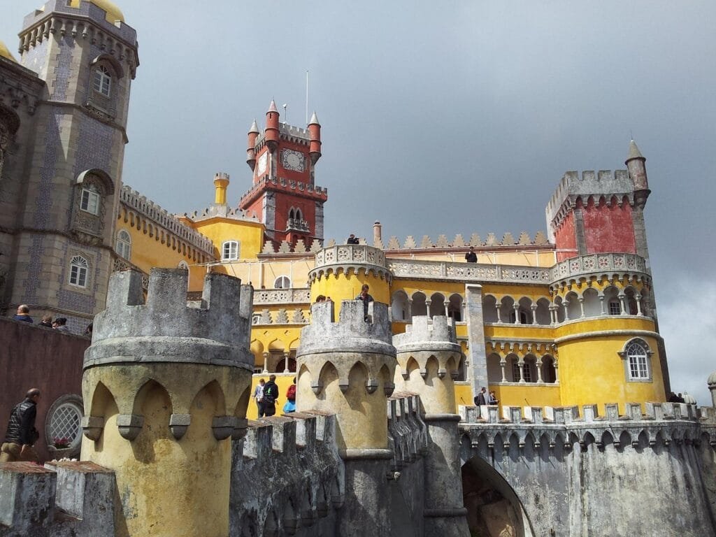 Le Palais de Pena, incontournable pour visiter Sintra depuis Lisbonne