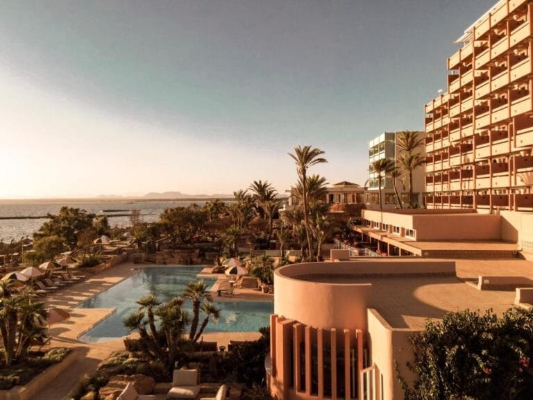 Hôtel paisible en bord de mer dans le village de Sant Jordi à Majorque