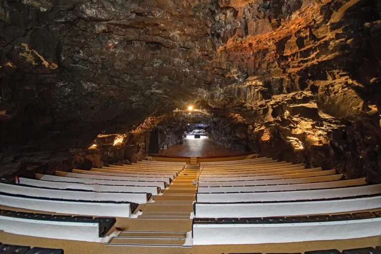 auditorium cesar manrique