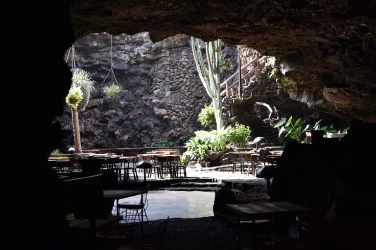 grotte interieur jameos