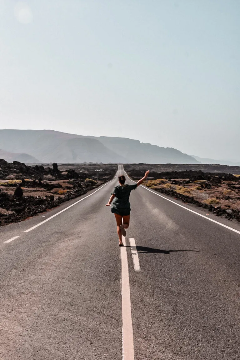 vue depuis la route pour aller visiter Jameos del Agua à Lanzarote