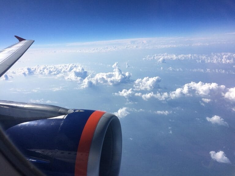 vue avion hublot