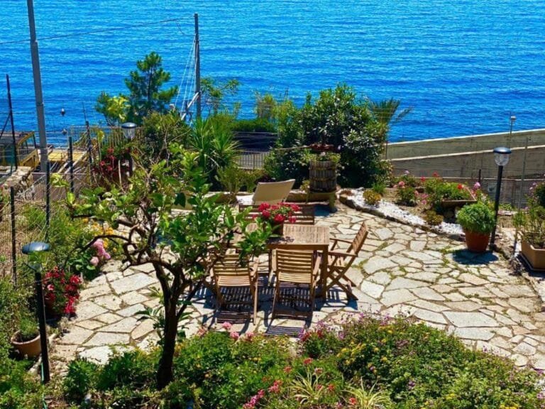 Casa di Arianna a Corniglia