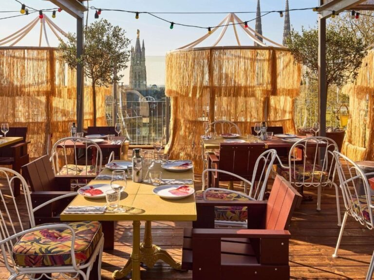 Rooftop d'un hôtel où dormir dans le centre historique de Bordeaux