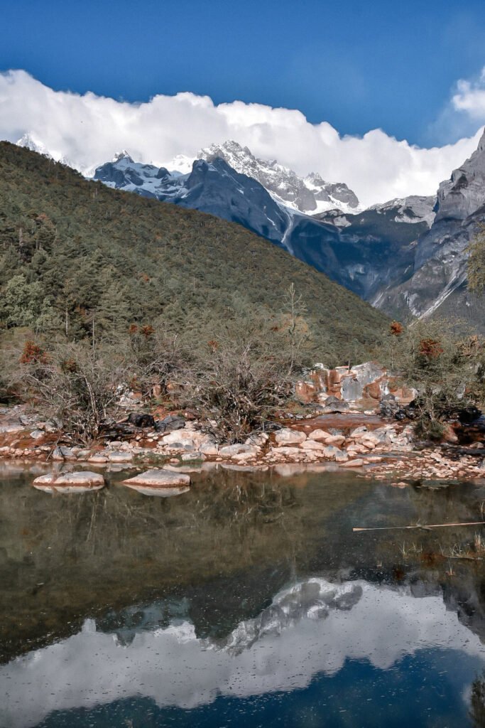 2 semaines en Chine : itinéraire idéal + conseils 4 Bassins turquoise de la Vallée Blue Moon au pied de la Montagne du Dragon de Jade