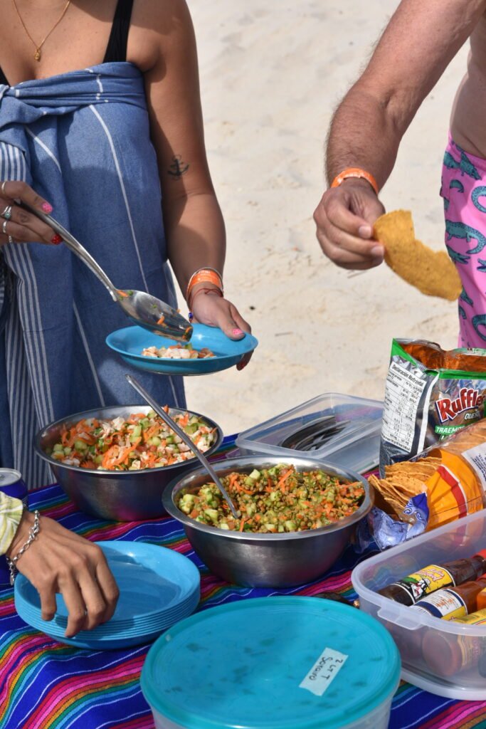Que faire à La Paz en Basse-Californie du Sud ? Les incontournables 9 Pique nique sur la plage lors de l'excursion sur l'île Espíritu Santo