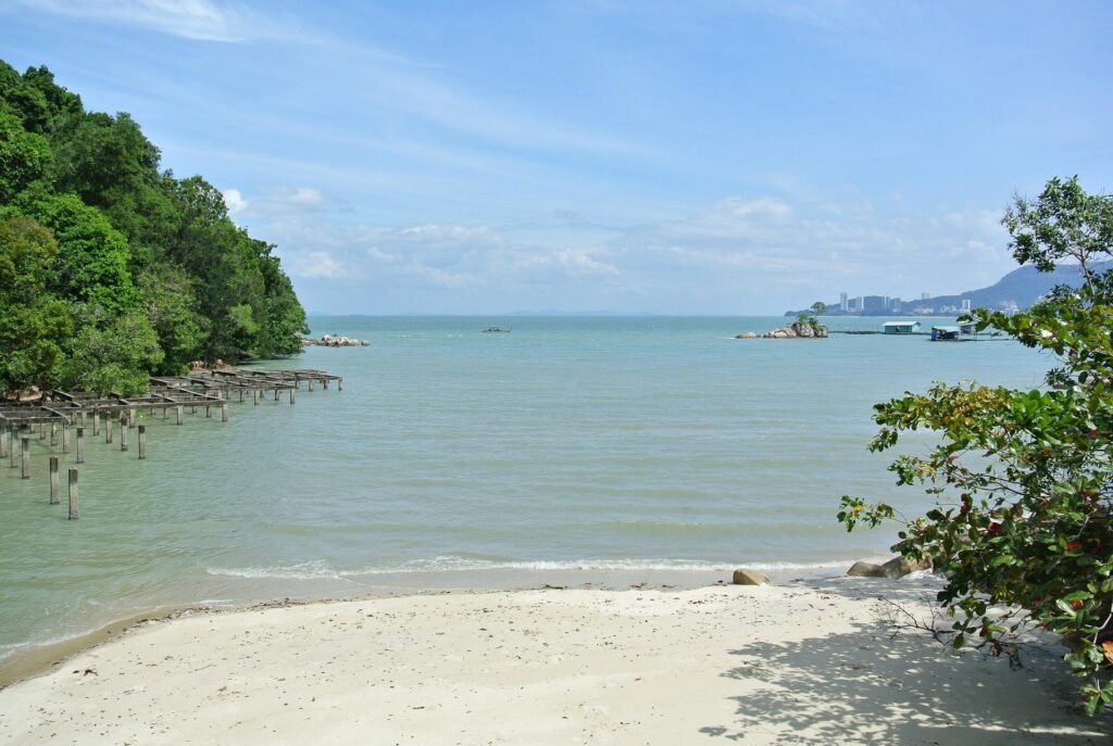 Où dormir à Penang ? Meilleurs quartiers + bonnes adresses 7 plage penang malaisie