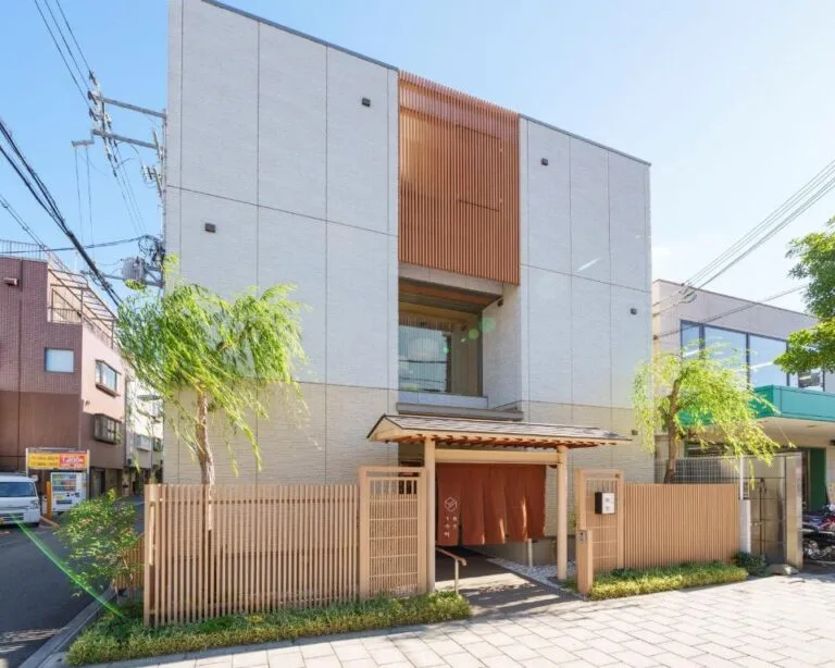 Petit hôtel paisible où dormir dans le quartier de Tennoji à Osaka