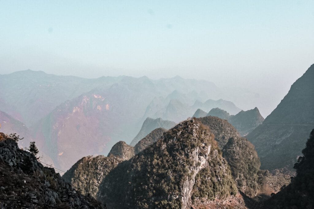 2 semaines au Vietnam : mon itinéraire complet 14 vue sur les montagnes du nord pendant mon voyage de 2 semaines au Vietnam