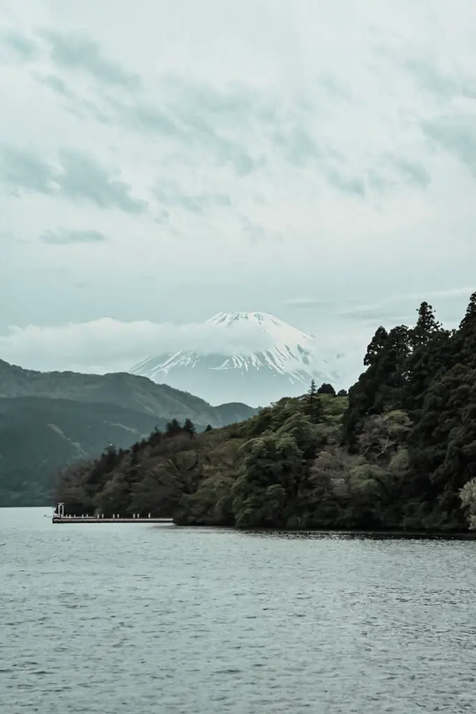 balade en bateau à Hakone au Japon