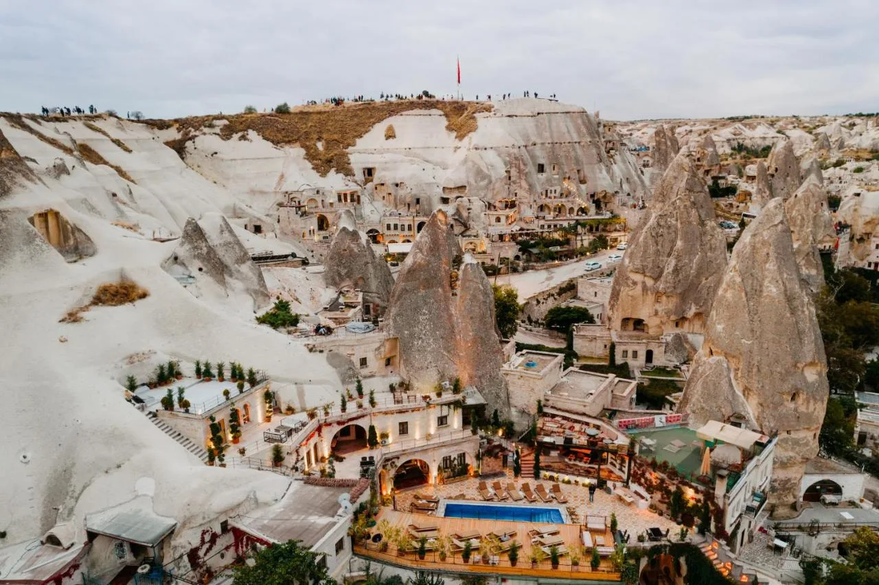 Le local cave house Hotel