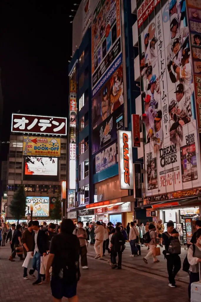 balade à electric town dans le quartier Akihabara