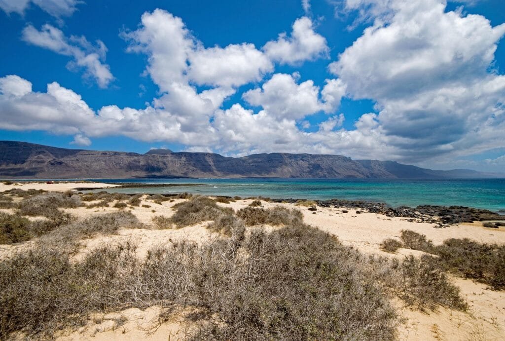 passer la journée à La Garciosa me paraissait être incontournable lorsque je me suis demandé que faire à Lanzarote en une semaine