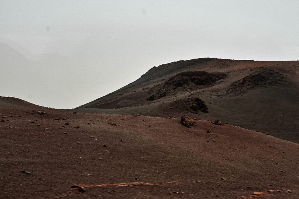 Les merveilleux paysages lunaires de Timanfaya depuis le bus officiel